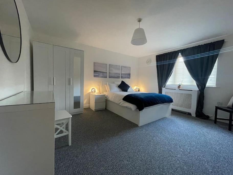 Flamingo Apartments Woolwich Free Parking And Wi-Fi London Luaran gambar